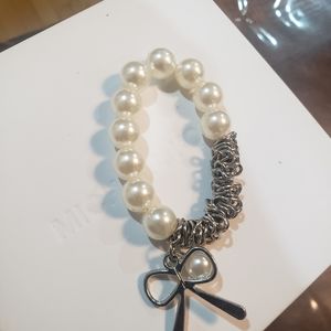 Vintage Pearl Bracelet